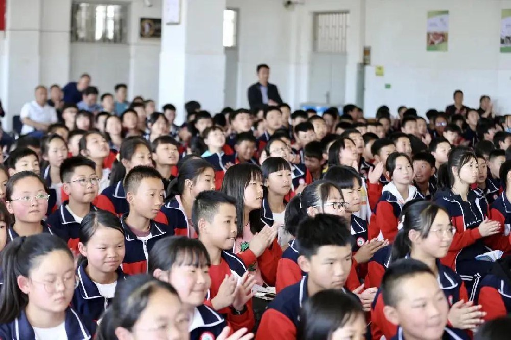 献礼建党百年|大益大型捐书活动圆满结束，共向100所学校捐赠500万元图书