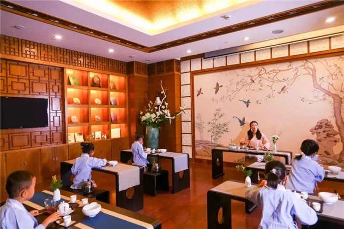 大益“少儿习茶热”再升温：知茶识礼的孩子离幸福更近